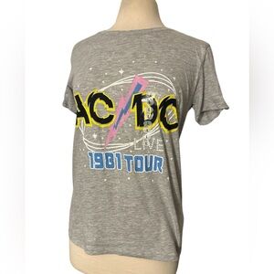 AC/DC Graphic 1981 T- Shirt New